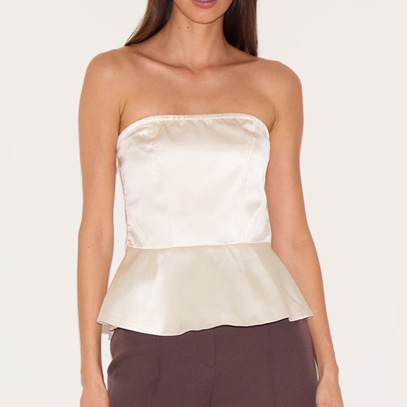 Pearl Satin Peplum Corset - Picture 1 of 3